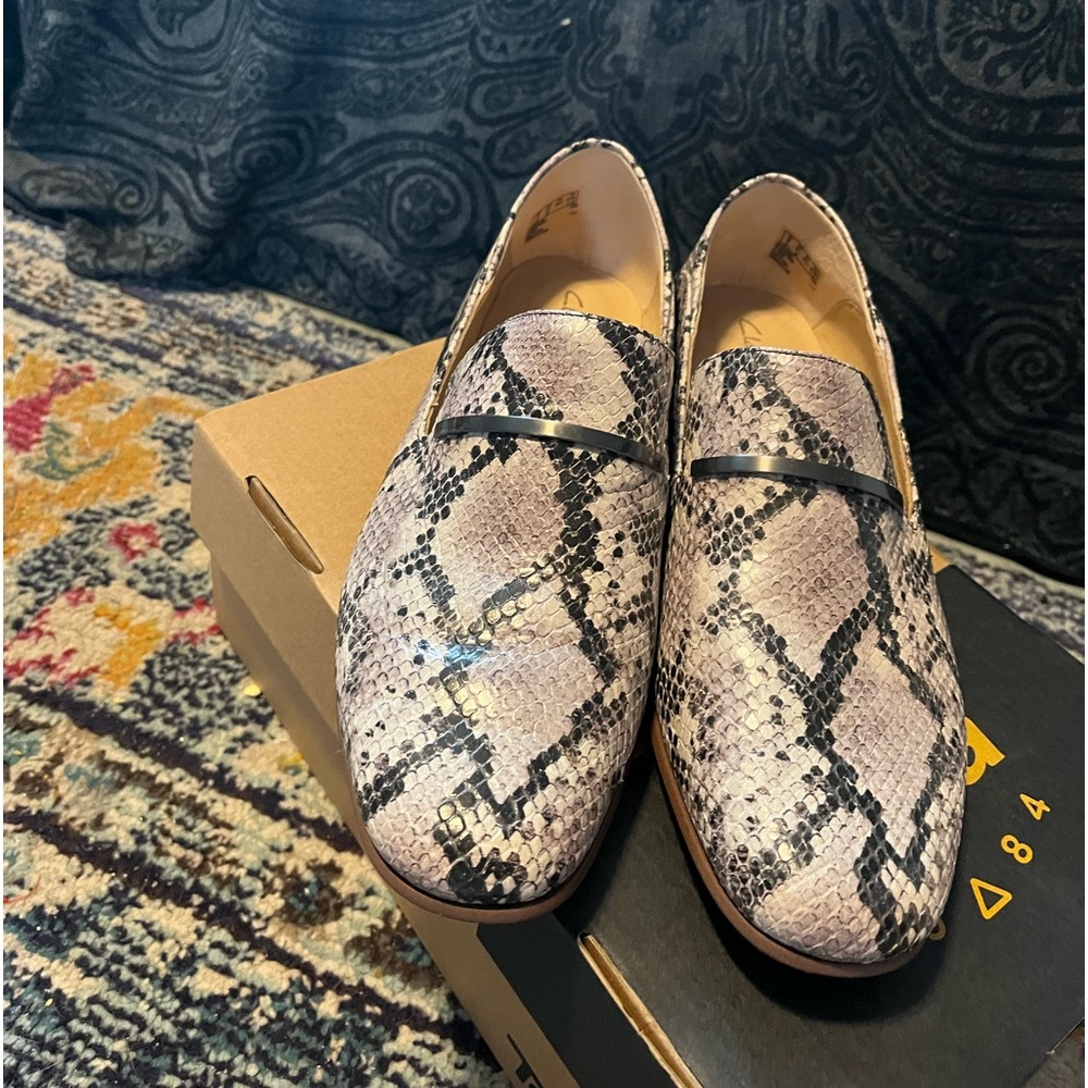 Clark’s loafers in almost new condition